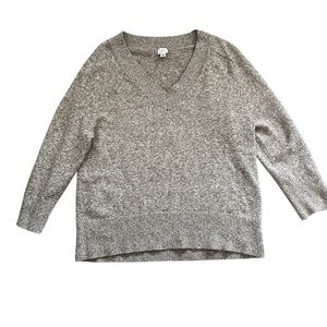 creme/beige patterned sweater